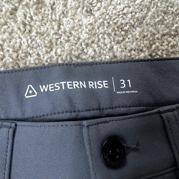 Western Rise Diversion Pant (31x32) - Picture 3 of 7